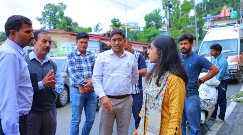 लगातार बारिश पर डीएम का त्वरित एक्शन, आपदा परिचालन केंद्र से संभाली कमान