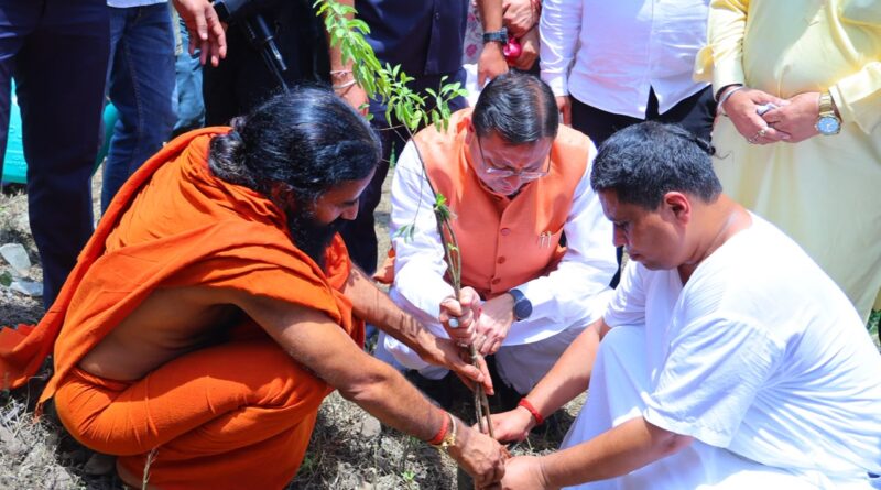 हरेला पर्व पर मालाग्राम पहुंचे मुख्यमंत्री धामी, पौधरोपण कर दिया हरित संरक्षण का संदेश