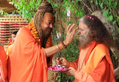 आदि सनातन धर्म रत्न सम्मान से सम्मानित हुए स्वामी चिदानन्द सरस्वती, बोले— कौशल के साथ संस्कार ही युवा शक्ति की पहचान