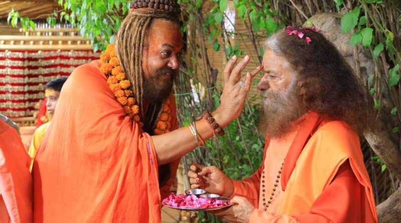 आदि सनातन धर्म रत्न सम्मान से सम्मानित हुए स्वामी चिदानन्द सरस्वती, बोले— कौशल के साथ संस्कार ही युवा शक्ति की पहचान
