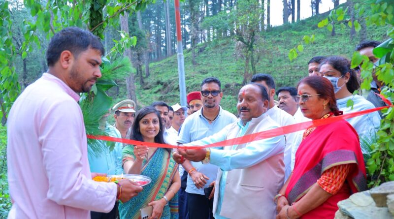 हरेला महाअभियान: पौड़ी में एक दिन में एक लाख पौधों का रोपण, हरित भविष्य का लिया संकल्प