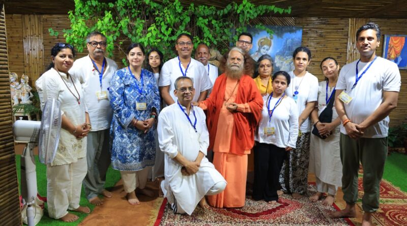 चंद्रशेखर आजाद व लोकमान्य तिलक की जयंती पर परमार्थ निकेतन ने दी श्रद्धांजलि, युवाओं को राष्ट्रसेवा का संदेश