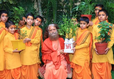 कांवड़ यात्रा प्रकृति, संस्कृति और सृष्टि के संरक्षण का बने संकल्प : स्वामी चिदानंद सरस्वती