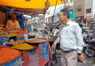 कोटद्वार में घरेलू गैस सिलेंडरों के दुरुपयोग पर कार्रवाई, दो सिलेंडर जब्त