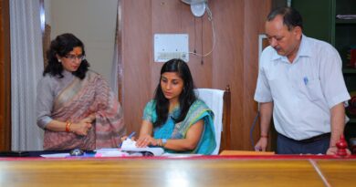 तहसील दिवस में डीएम ने शिकायतों के समयबद्ध निस्तारण के दिए निर्देश