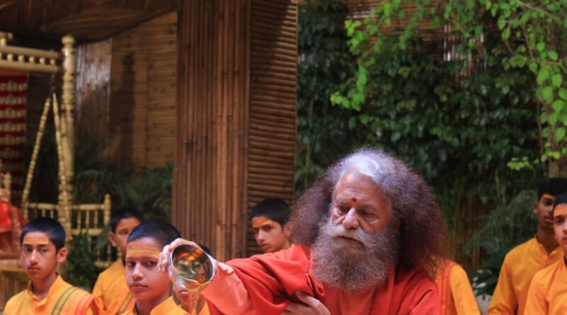 श्रावण सोमवार पर परमार्थ निकेतन में सेवा, साधना और करुणा का संगम