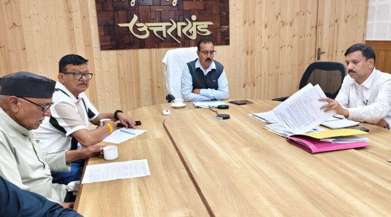 एसआईआर को लेकर राजनीतिक दलों के प्रतिनिधियों के साथ बैठक