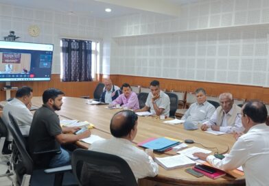 मतदाता सूची के विशेष गहन पुनरीक्षण को लेकर राजनीतिक दलों के साथ बैठक
