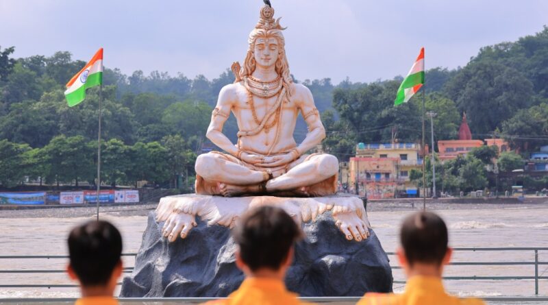 श्रावण के चतुर्थ सोमवार पर परमार्थ निकेतन से समत्व का संदेश