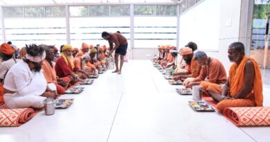 365 दिन अन्नक्षेत्र सेवा बना साधु-संतों और निराश्रितों का सहारा