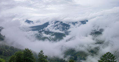 जनपद बादलों से घिरा मौसम, तीन मोटरमार्ग बंद