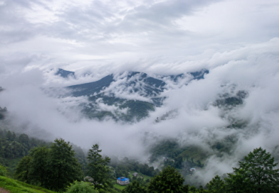पौड़ी में बारिश का दौर जारी, 12 सड़कें बंद