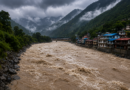 नीति घाटी में भारी बारिश से अलकनंदा का जलस्तर बढ़ा, नदी किनारे जाने पर रोक की अपील
