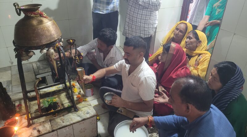 पुल्यासू में जन्माष्टमी पर विशेष पूजा-अर्चना, रात को होगा जागरण और भंडारा