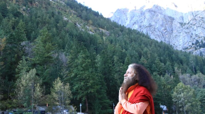 हिमालय है तो हम हैं, हमारी संस्कृति, सभ्यता और सुरक्षा का आधार : स्वामी चिदानन्द सरस्वती