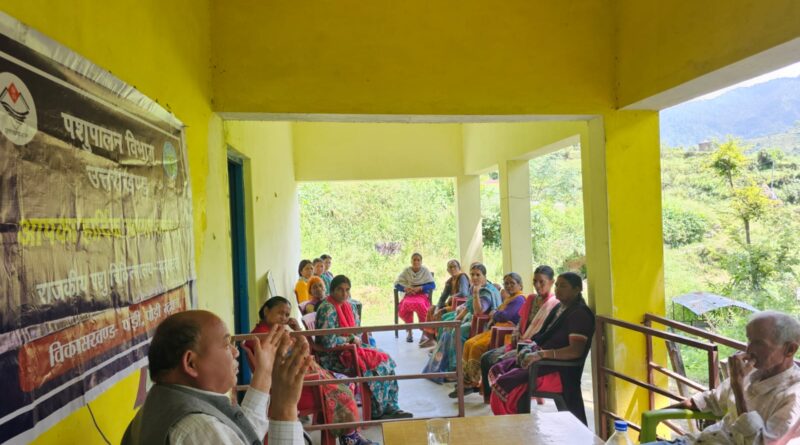 पुण्डोरी में लम्पी स्किन डिजीज को लेकर पशुपालकों को किया जागरूक