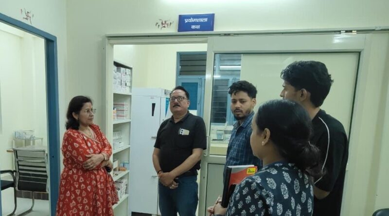 स्वास्थ्य केंद्रों में व्यवस्थाएं दुरुस्त रखने के निर्देश, सीएमओ ने किया औचक निरीक्षण