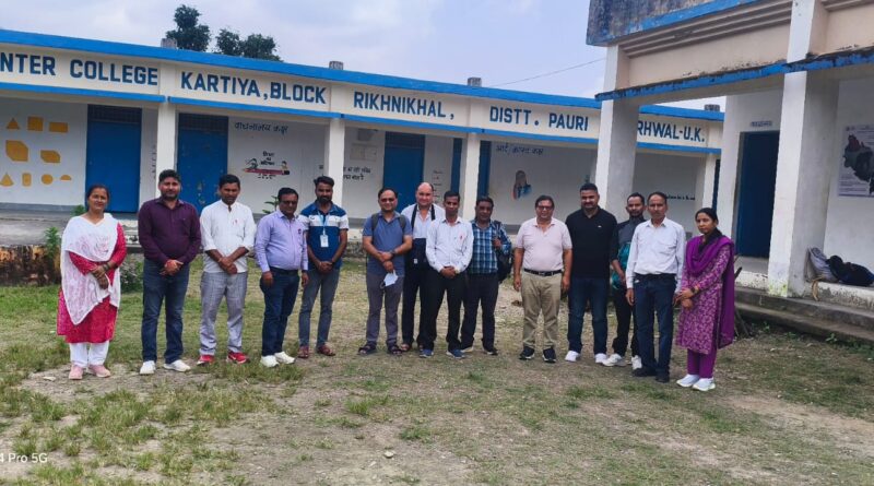 विद्यालय में बाल सुरक्षा और सम्मानजनक व्यवहार को लेकर शिक्षकों को किया जागरूक