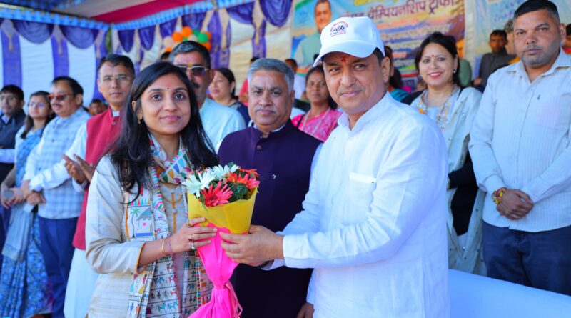 रांसी स्टेडियम में गूंजा युवा जोश, सांसद चैंपियनशिप ट्रॉफी का हुआ शुभारंभ