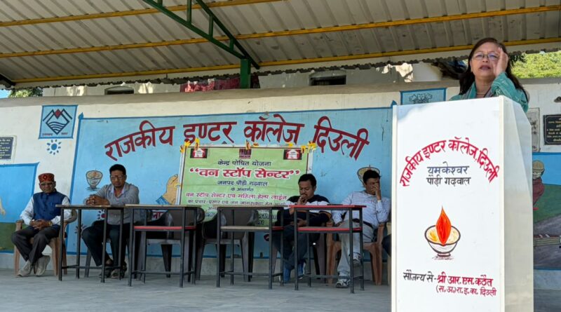 मिशन शक्ति के तहत विद्यार्थियों को पॉक्सो एक्ट और हेल्पलाइन की जानकारी
