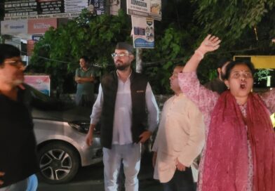 अंकिता को न्याय की मांग पर उबाल, देहरादून में प्रदर्शनकारियों ने भाजपा के शीर्ष नेतृत्व का पुतला फूंका