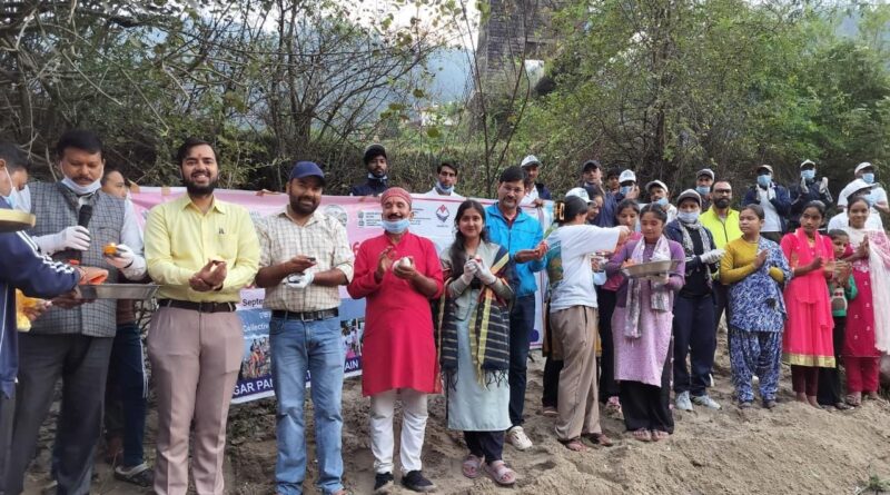 पूर्वी नयार नदी क्षेत्र में चला विशेष स्वच्छता अभियान