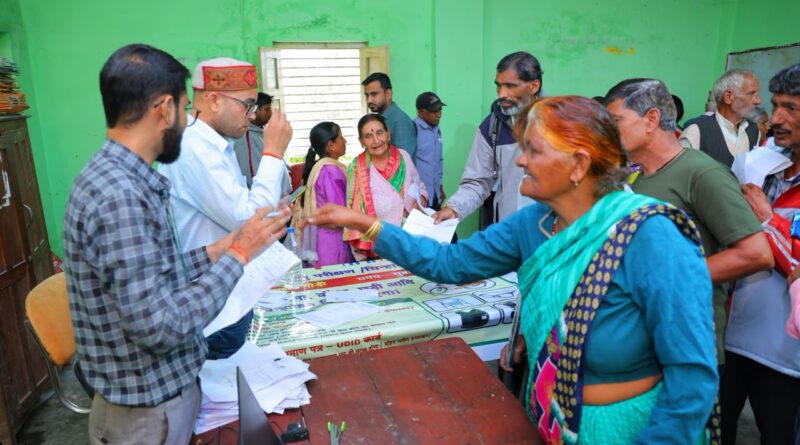 पौड़ी में विशेष शिविर: 233 वरिष्ठ नागरिक-दिव्यांगजन सहायक उपकरणों के लिए चिन्हित