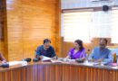 विकास कार्यों में देरी बर्दाश्त नहीं, डीएम ने अधिकारियों को दिया अल्टीमेटम