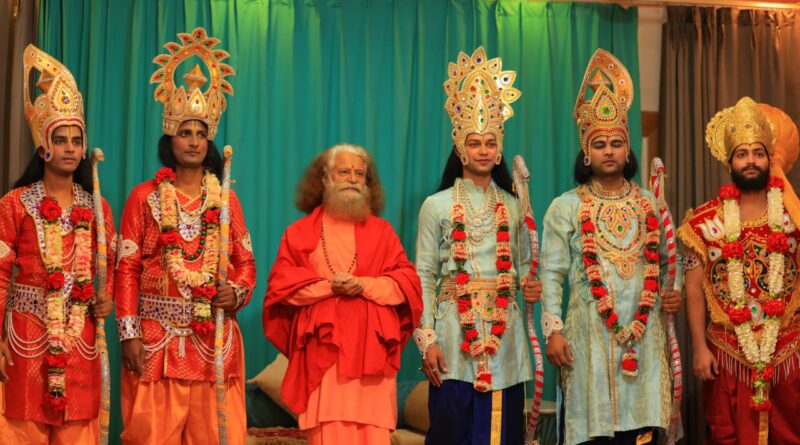 गंगा तट पर गूंजी रामभक्ति: परमार्थ निकेतन में जनजातीय माँ शबरी रामलीला का भव्य समापन