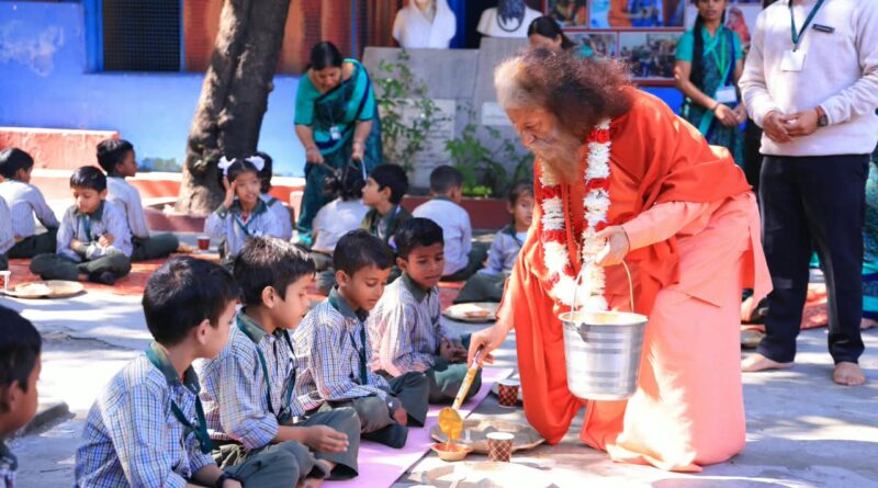 परमार्थ निकेतन में माँ कालरात्रि की आराधना, हवन और भंडारे का आयोजन
