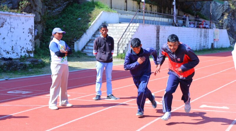 दिव्यांग बच्चों ने खेल प्रतियोगिताओं में दिखाया दमखम, रिले रेस से रस्साकस्सी तक बिखेरी प्रतिभा