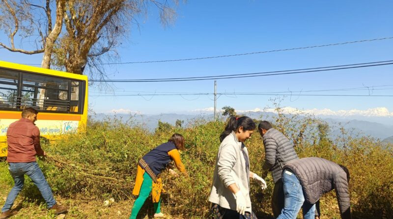 पौड़ी की सभी स्वास्थ्य इकाइयों में चला वृहद स्वच्छता अभियान, अस्पतालों में सफाई व्यवस्था पर जोर